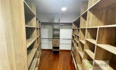 Casa Finca con 12.000 m² de lote independiente en El Retiro