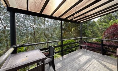 Venta casa campestre independiente en El Retiro con bosque Y quebrada