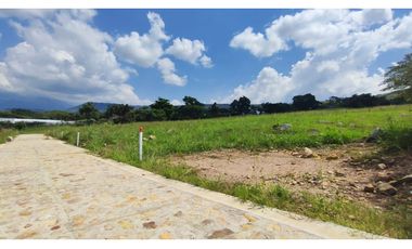 Venta de lotes desde 832 M2 en 190 mill planos en La Mesa Cund,