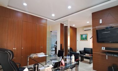 Mini Building 4 LT Semi Furnish di Depan Mall Cinere