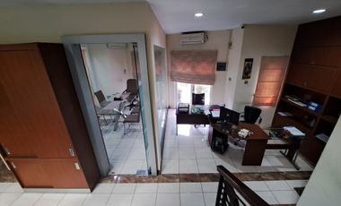 Mini Building 4 LT Semi Furnish di Depan Mall Cinere