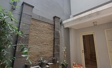 Mini Building 4 LT Semi Furnish di Depan Mall Cinere