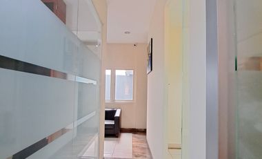 Mini Building 4 LT Semi Furnish di Depan Mall Cinere