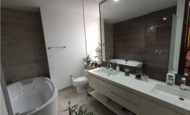 espectacular apartamento Medellín, el Poblado sector los balsos LDC