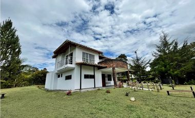 CASA DE CAMPO 4HABITACIONES EN PARCELACION EL CARMEN