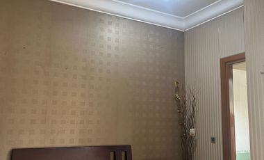 Disewakan rumah di Jemursari Regency