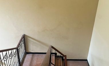Disewakan rumah di Jemursari Regency