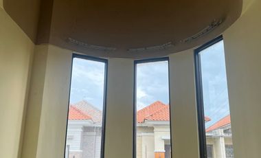 Disewakan rumah di Jemursari Regency