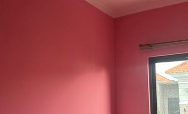 Disewakan rumah di Jemursari Regency