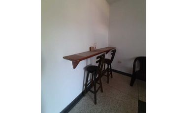 ARRIENDO APARTAMENTO AMOBLADO EN BARRIO CORTIJOS
