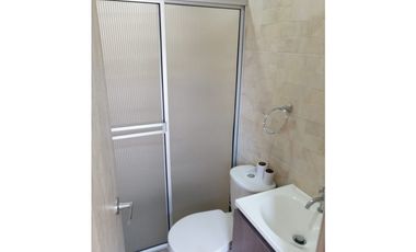 Venta de amplia casa en el Jardín Santa Marta -FV