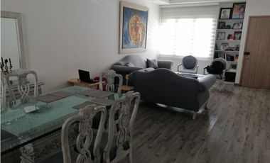 Venta de amplia casa en el Jardín Santa Marta -FV