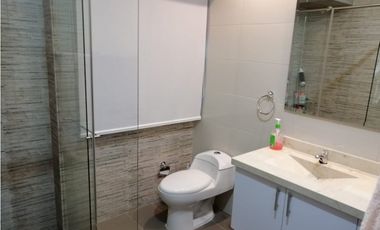 Venta de amplia casa en el Jardín Santa Marta -FV