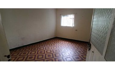 Casa Lote Comercial Al Lado Del Parque Principal De La Mesa Cundi