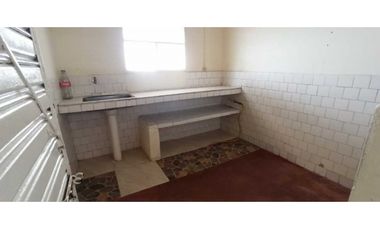 Casa Lote Comercial Al Lado Del Parque Principal De La Mesa Cundi