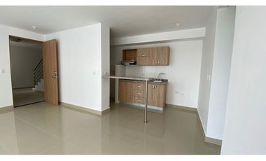 SE VENDE APARTAMENTO TIPO PENTHOUSE EN LA ZONA NORTE DE MONTERA