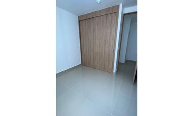 SE VENDE APARTAMENTO TIPO PENTHOUSE EN LA ZONA NORTE DE MONTERA