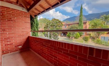 Casa en Arriendo en Envigado Sector Loma del Escobero