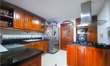 Casa en Arriendo en Envigado Sector Loma del Escobero