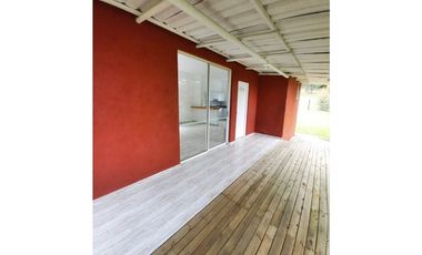 FINCA EN MARINILLA  DE 12.000M2 CON 207M2 CONSTRUIDOS