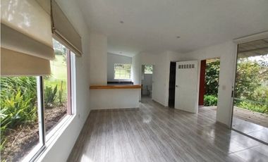 FINCA EN MARINILLA  DE 12.000M2 CON 207M2 CONSTRUIDOS