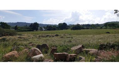 Lotes En La Mesa Desde 840 M² Planos