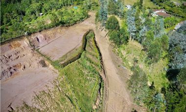 Venta Lote Independiente Uso Comercial El Retiro