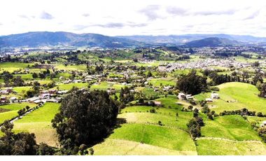 SE VENDE FINCA CON VISTA ESPECTACULAR EN COGUA