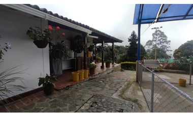 FINCA EN DAPA EN BOSQUE DE NIEBLA