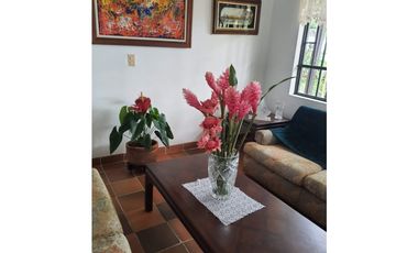 MESITAS DEL COLEGIO - FINCA AGROECOLOGICA