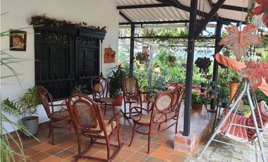 MESITAS DEL COLEGIO - FINCA AGROECOLOGICA