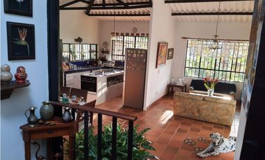 MESITAS DEL COLEGIO - FINCA AGROECOLOGICA