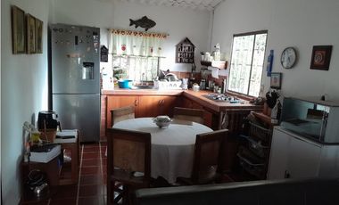 MESITAS DEL COLEGIO - FINCA AGROECOLOGICA