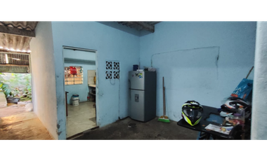 En venta casalote de 133 M2 en 150 mill en La Mesa Cund, buen sector