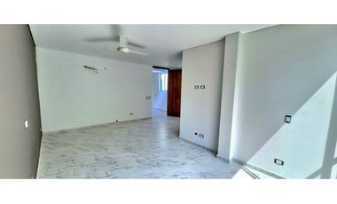 VENDO CASA EN CONJUNTO CON PISCINA RICAURTE