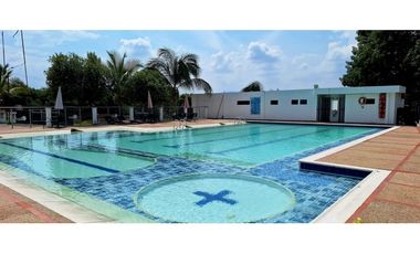 VENDO CASA EN CONJUNTO CON PISCINA RICAURTE