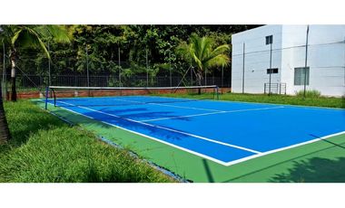 VENDO CASA EN CONJUNTO CON PISCINA RICAURTE