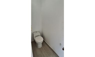VENDO CASA EN CONJUNTO CON PISCINA RICAURTE