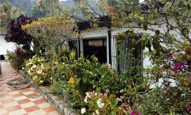 Finca En Mesitas Del Colegio Ideal Para Proyecto Turístico