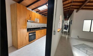 Casa Comercial en Arriendo Envigado Sector Jardines