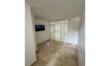 AMPLIA CASA  POBLADO SUPERIOR CON LOMA DE LOS GONZALEZ