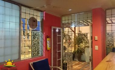 Hotel esquinero con 12 habitaciones, en venta |Gaira-Rodadero