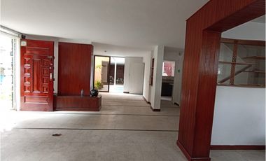 Casa Comercial en arriendo Medellín Sector Estadio