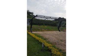 Casa Con Piscina En Condominio Miralomas De Holanda