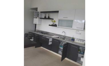 Casa Con Piscina En Condominio Miralomas De Holanda