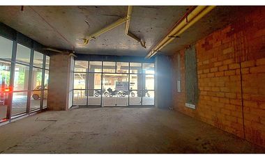 CESION DERECHOS FID. DE LOCAL EN EL POBLADO, SECTOR PALMAS