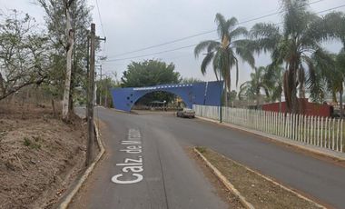 CASA A LA VENTA EN EMILIANO ZAPATA, VERACRUZ, A 10 MINUTOS DEL CLUB DE GOLF XALAPA, 25 MINUTOS DE XALAPA.