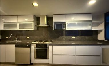Se arrienda apartamento en Rodadero Sur, Santa Marta