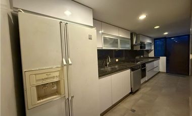 Se arrienda apartamento en Rodadero Sur, Santa Marta