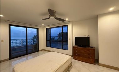 Se arrienda apartamento en Rodadero Sur, Santa Marta